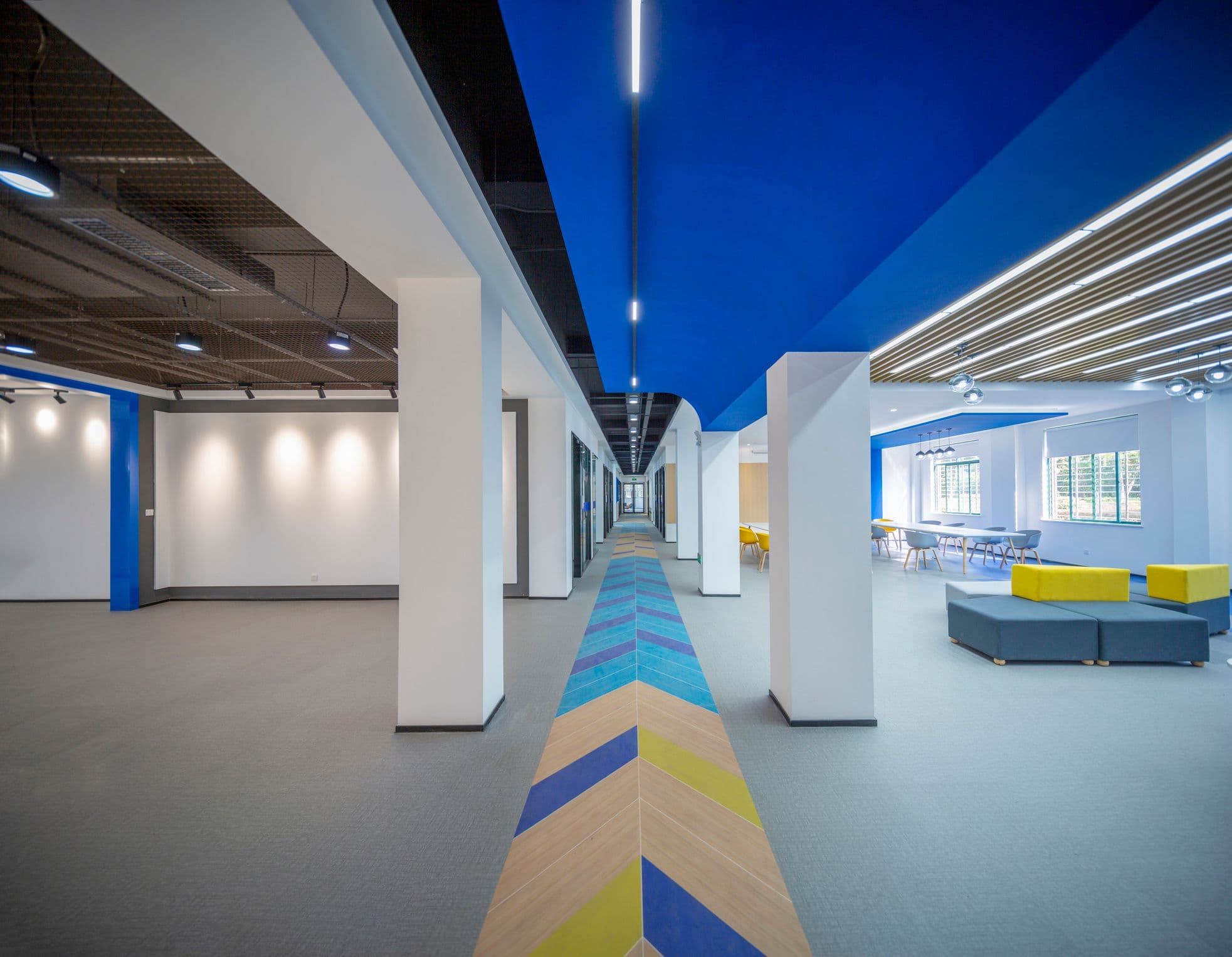 interior painting office